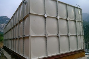 Réservoir d'<span class=keywords><strong>eau</strong></span> en panneaux GRP pour la lutte contre les incendies, la récupération des eaux <span class=keywords><strong>de</strong></span> <span class=keywords><strong>pluie</strong></span> et l'<span class=keywords><strong>eau</strong></span> potable - Product Image 6