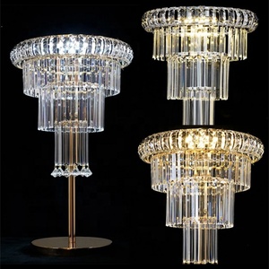 Support de fleurs en métal cristal acrylique or et argent Pièce maîtresse d'événement de mariage en fer pour application de table et de vase - Product Image 5