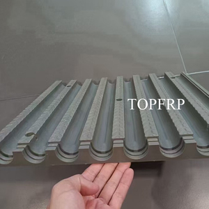 แผ่นปูพื้นโรงรถพลาสติก PP แบบมีช่องระบายน้ำด้วยตัวเองสำหรับร้านล้างรถพื้นไวนิลดีไซน์กราฟิกตามต้องการ - Product Image 5