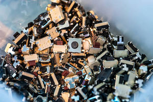 Meilleure vente de machine de séparation de plastique cuivre séparateur de cuivre en plastique séparateur électrostatique pour le recyclage des plastiques - Product Image 5