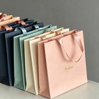 Sac cadeau robuste en carton ivoire, capacité 6-9 kg, avec service de logo personnalisé, poignée recyclable, emballage imprimé pour chaussures et vêtements