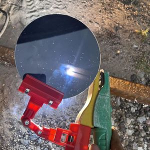 Panneau occultant multifonctionnel pour casques de soudage - Product Image 1