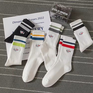 Trendy Snow Mountain Embroidery Mid-calf <b>Socks</b> for Men – Four Seasons Sports Hip-hop Couple <b>Long</b> <b>Socks</b> Cotton - Product Image 3