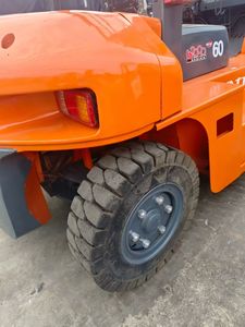 รถยกดีเซล HELI 6 ตัน เสากระโดงสามท่อน ยางลม แบบนั่งขับ ใช้งานภายในอาคาร - Product Image 5