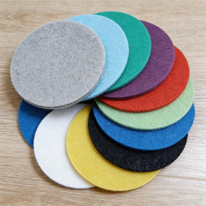 Rouleau géant de tissu non tissé aiguilleté multicolore - Product Image 3