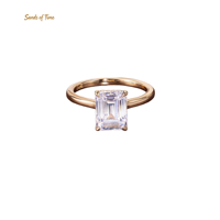 Bague en moissanite taille émeraude en argent sterling S925 pour femmes avec options de pierres de 1, 2, 3, 4, 5 et 10 carats pour commandes personnalisées