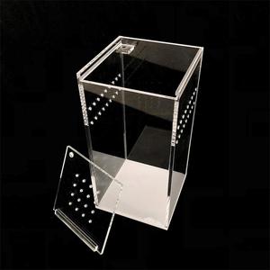 Op maat gemaakte acryl reptielenverblijf met afneembaar paneelontwerp, stapelbaar kweekbak, springspin <span class=keywords><strong>terrarium</strong></span>, voederbak, ventilatieklep - Product Image 2