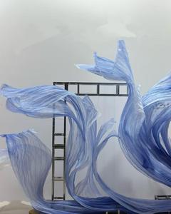 Installation artistique géante en organza de luxe pour toile de fond de mariage, décoration d'événements, sculpture en tissu et papier de grande taille - Product Image 6