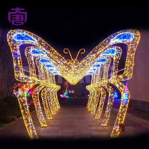 Impresionantes Luces de Arco de Estrella con Clasificación IP65 y Color Personalizable para Celebraciones al Aire Libre de Año Nuevo, Navidad y Bodas - Product Image 3