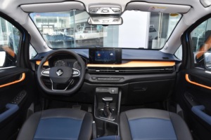 Nuovo SUV Diesel Leapmotor <span class=keywords><strong>X3</strong></span> <span class=keywords><strong>Pro</strong></span> 2025, 1.5L Automatico, 5 Porte, 5 Posti, Velocità Massima 160km/h, Luci LED, Tetto Apribile - Product Image 5