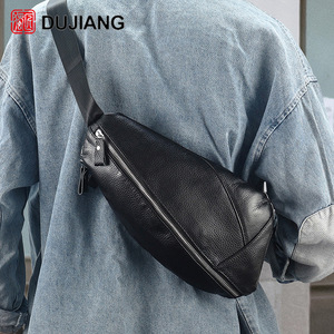 Sac de poitrine en cuir véritable Dujiang pour homme, sac bandoulière noir, tendance, usage quotidien, couleur unie, motif lychee - Product Image 1