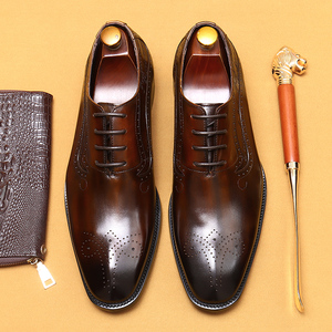 Zapatos de vestir de cuero genuino estilo británico para hombre, con cordones, con relieve, para negocios, bodas y ocasiones casuales. - Product Image 2