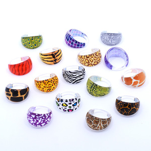Cincin plastik Resin, perhiasan wanita pola macan tutul ungu, <span class=keywords><strong>Pink</strong></span> warna-warni 2024 - Product Image 2