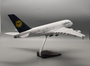 Modelo de Avión de Resina con Luces LED para Escritorio, Airbus A380 1/160, <span class=keywords><strong>Lufthansa</strong></span> Airlines, Iluminación Controlada por Sonido, Regalo Empresarial - Product Image 5