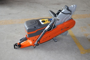 Machine hydraulique industrielle <span class=keywords><strong>de</strong></span> 14 pouces scie finement traitée AC 1270 pour couper les voies ferrées béton 1270 coupe hydraulique - Product Image 4