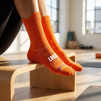 Chaussettes de performance personnalisées |   Chaussettes de compression renforcées pour le talon et l'orteil, idéales pour l'entraînement et les séances de sport