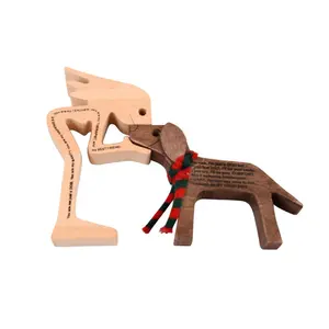 Miniatur hadiah ulang tahun Natal lucu dekorasi rumah ornamen mobil kerajinan kayu anjing peliharaan