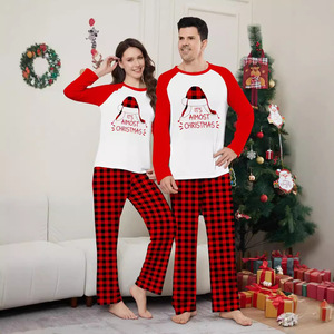 Conjunto de Roupa de Casa Macia de Natal com Estampa Digital de Letras e Chapéu de Papai Noel, Estilo Casual Europeu-Americano, Manga Longa, Xadrez e Patchwork - Product Image 3