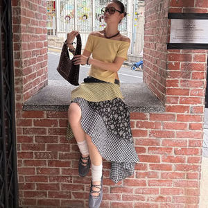 Falda Maxi de Mujer Estilo Grunge Urbano, Diseño Irregular a Cuadros Florales, Corte Ajustado, Bloques de Color, Cintura Natural, Estilo Vintage para Vacaciones - Product Image 4