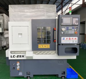 Máquina de torno <span class=keywords><strong>Lichi</strong></span> Machinery pequeña LC25X LC36X <span class=keywords><strong>Mini</strong></span> máquina de torno CNC para entrenamiento escolar y bricolaje con precio de fábrica - Product Image 1