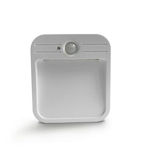 Lampe à détecteur de mouvement rechargeable 4 LED, lumière de nuit à détecteur de mouvement LED pour la maison, alimentation USB ou piles sèches - Product Image 3