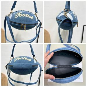 Vente en gros de sacs à main chic en forme de football américain <span class=keywords><strong>pour</strong></span> femmes <span class=keywords><strong>sac</strong></span> de soirée de mariage à la mode <span class=keywords><strong>sac</strong></span> de football Super Bowl - Product Image 5
