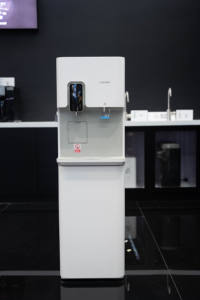 LONSID Tuyauterie directe multifonctionnelle alimentée par le réseau Générateur d'<span class=keywords><strong>eau</strong></span> <span class=keywords><strong>alcaline</strong></span> sur pied RO UF pour hôtel domestique - Product Image 3