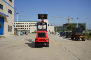 מעמיס קדמי קטן של NSTAR למכירה, מנוע דיזל קובוטה, זרוע טלסקופית, משאבת מנוע הידראולית MOOG, מומנט הרמה גבוה, מתאים לחוות. - Product Image 4