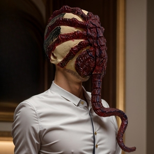 Masque Horrifiant en Latex Facehugger - Masque de Fête Intégral avec Tentacules Réalistes et Texture Bio-Organique Effrayante pour Masquerade en Extérieur - Product Image 3