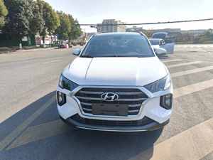 <span class=keywords><strong>Hyundai</strong></span> <span class=keywords><strong>Tucson</strong></span> <span class=keywords><strong>2019</strong></span> 1.6T GDi 280T GDi GLS 2WD Fashion Automático, Auto Usado, Volante a la Izquierda, SUV Compacto - Product Image 2