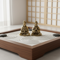 Vente en gros usine : Statue miniature de Bouddha Sakyamuni en laiton antique moulé, plaqué or, gaufrée 3D, avec traitement vieilli