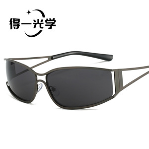Women's Metal Hollowed-out <b>Sunglasses</b> UV400 PC Lens Black Frame Y2K Trendy Street Style Outings Cycling Driving Party - Product Image 2
