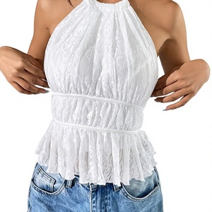 Top Elegante da Donna in Pizzo Bianco con Scollo all'Americana, Sexy, Senza Schienale, Senza Maniche, con Peplum, Vita Arricciata e Orlo a Balze - Abbigliamento - Product Image 1