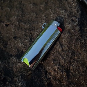 Custodie per Accendini Vuote, Accessori per Sigarette, Custodia Porta <span class=keywords><strong>Accendino</strong></span> in Metallo di Lusso Personalizzata J5 J6 <span class=keywords><strong>con</strong></span> Design Apribottiglie - Product Image 3