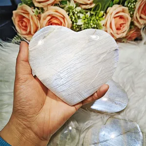 Wholesale Hand Carved Craft Customized Materials Blue Moonstone Crystal Heart For Meditation