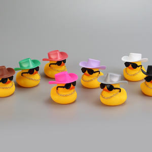 Mini mignon en plastique jeep jaune canards jouet petit sexe Halloween caoutchouc canard accessoires <span class=keywords><strong>bain</strong></span> canard avec chapeau <span class=keywords><strong>collier</strong></span> lunettes de soleil en vrac - Product Image 3