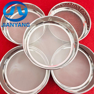 <span class=keywords><strong>Tamis</strong></span> de laboratoire en acier inoxydable de qualité alimentaire, diamètre 30 cm, utilisé pour tamiser la poudre de poivre et la poudre de médecine traditionnelle chinoise - Product Image 1
