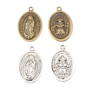 Medalla Religiosa Ovalada <span class=keywords><strong>de</strong></span> Aleación <span class=keywords><strong>de</strong></span> Zinc <span class=keywords><strong>de</strong></span> Doble Cara con Diseño <span class=keywords><strong>de</strong></span> la <span class=keywords><strong>Virgen</strong></span> <span class=keywords><strong>de</strong></span> <span class=keywords><strong>Guadalupe</strong></span> Atocha para Marcador <span class=keywords><strong>de</strong></span> Libros con Cinta Bíblica Católica - Product Image 4