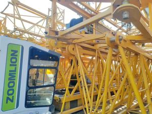 Grúa Torre Sin Plataforma Zoomlion WA7527A-16D en Buen Estado, Grúa Torre Usada con Plataforma Giratoria Superior - Product Image 4