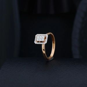 Bague en diamant véritable sertie de diamants en forme de coussin, bijoux fins de créateur élégants, un accessoire de mode étincelant, cadeau de mariage - Product Image 1