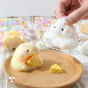 Juguetes de Descompresión de Alta Calidad con Forma de Animales de Dibujos Animados de TPR, Lindos Peluches de Hámster Mini Taba para Aliviar el Estrés, para Niños y Niñas - Product Image 5