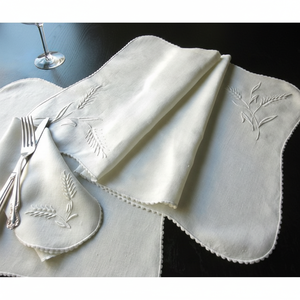 100% pur coton tissu Unique motif demi blanc brodé Floral tapis de Table haute qualité léger poids personnalisé tailles usine - Product Image 1