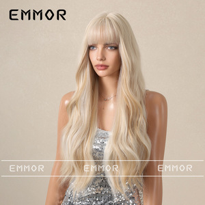 Peluca de moda con flequillo impecable, color blanco dorado, de seda sintética resistente al calor, hecha a máquina, natural, inteligente y esponjosa, estilo europeo y estadounidense. - Product Image 3