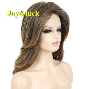 Parrucche grigie argento diritte naturali da <span class=keywords><strong>donna</strong></span> di prezzo all'ingrosso in vari colori le feste di moda usano parrucche sintetiche - Product Image 4
