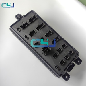 ใหม่ YN24E00036F2 YN24E00036F1 YN24E00036F3 YN24E00040F1 ชุดตัวเรือนรีเลย์ SK200-10 SK210-10 SK260-10 กล่องฟิวส์รถขุด - Product Image 4