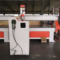 Routeur CNC à bois Routerstar 3KW avec système de contrôle NC Studio, moteur simple 3 axes 3.5KW, zone de travail 4ft x 8ft, 220V/380V Haute Performance