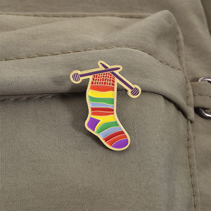 Renkli iplik topu emaye pimleri yaratıcı örgü iğneler dikiş sanat broş yaka rozeti takı hediye arkadaşlar için toptan - Product Image 3