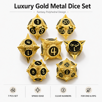 Ensemble de 7 dés de jeu de rôle polyédriques en métal noir doré à pointes, faits à la main, écologiques, pour D&D, coffret cadeau