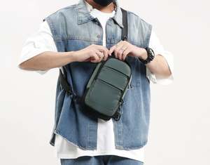 Bolso Bandolera Pequeño y Ligero de Nailon para Hombre y Mujer, Bolso de Pecho con Múltiples Bolsillos y Amplio Espacio - Product Image 2