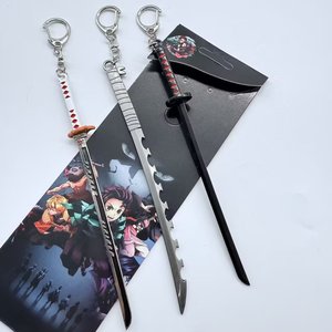 Prix <span class=keywords><strong>d</strong></span>'usine Porte-clés <span class=keywords><strong>épée</strong></span> en alliage de zinc mini format Anime, tendance 3D, lot de 3, pendentif pistolet jouet - Product Image 5